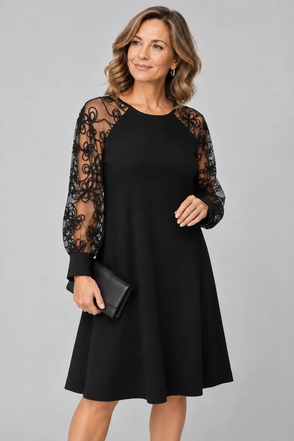 Calloway | Vestido con Mangas de Encaje
