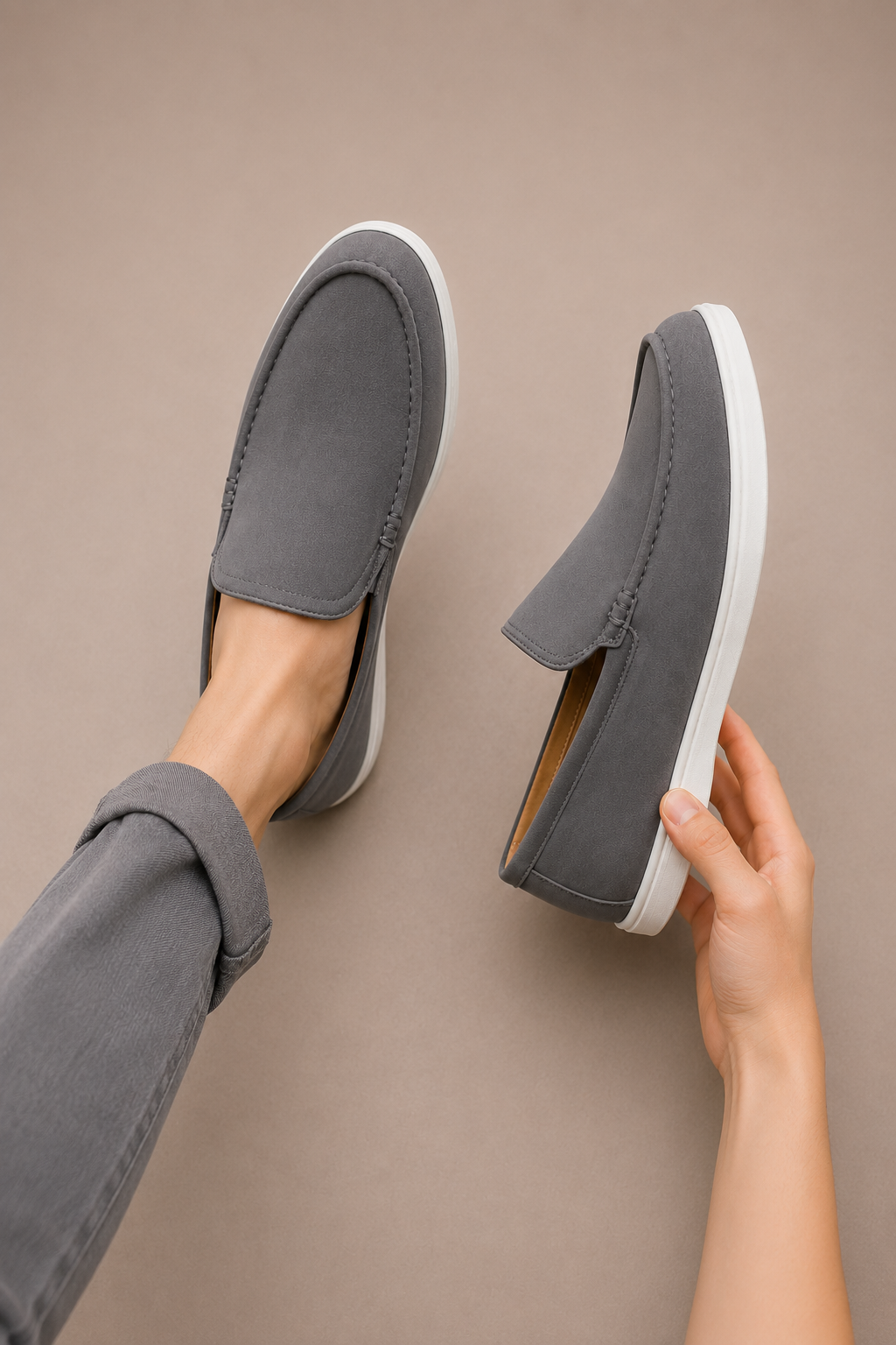 Mocasines planos de gamuza esmerlida